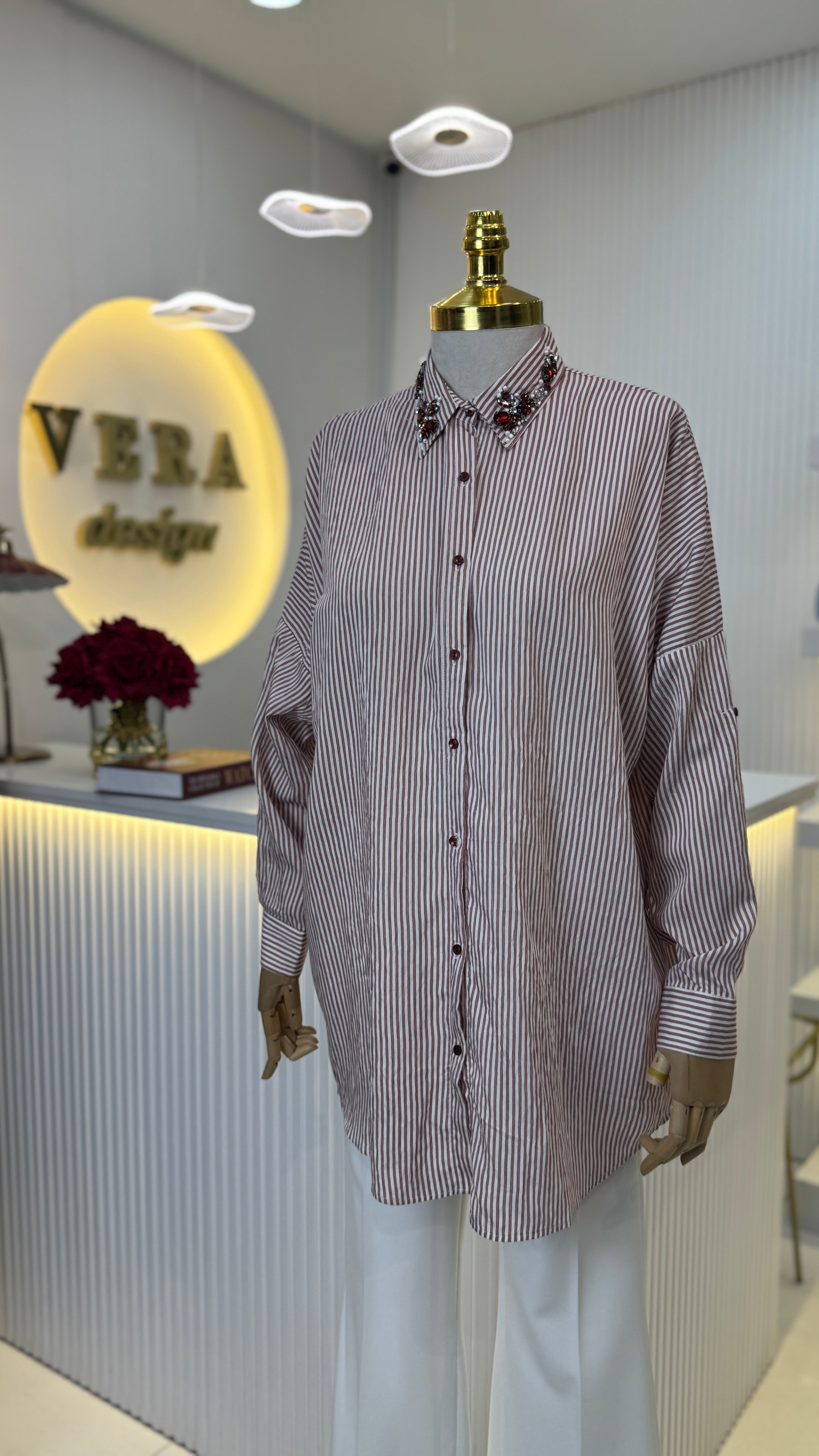 Çizgili İşleme Detay Gömlek