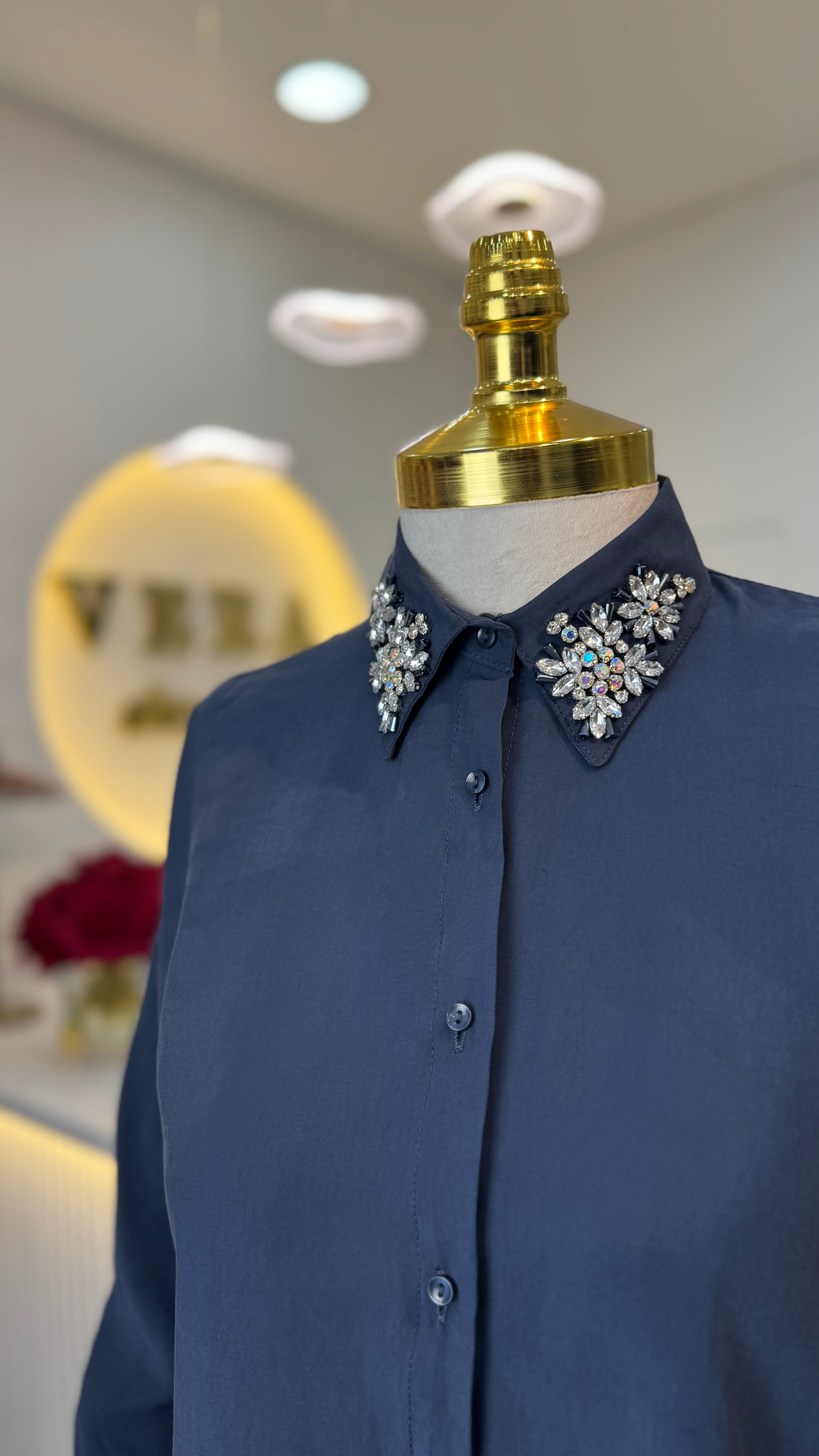 Işıltı Yaka Gömlek