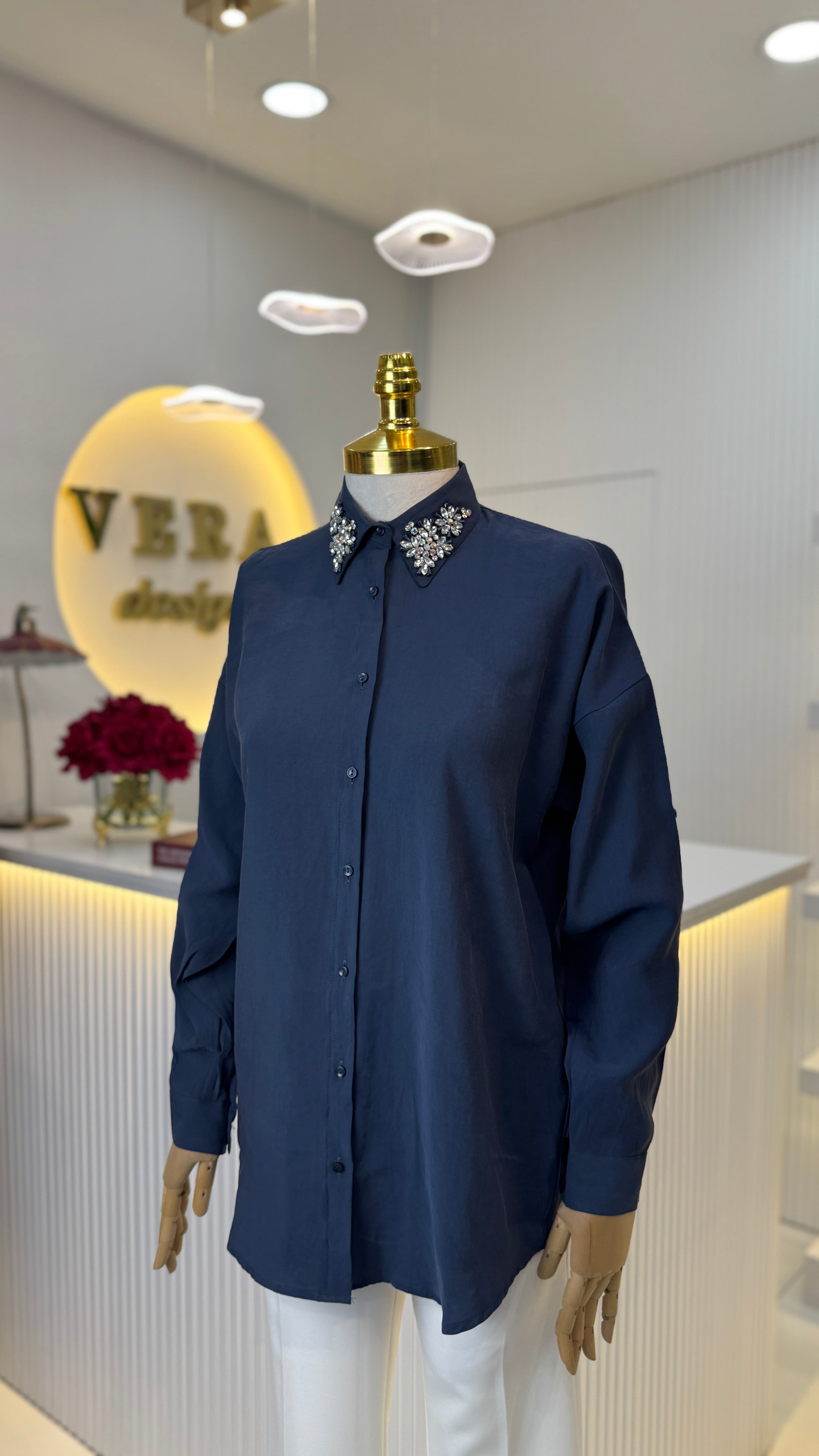 Işıltı Yaka Gömlek