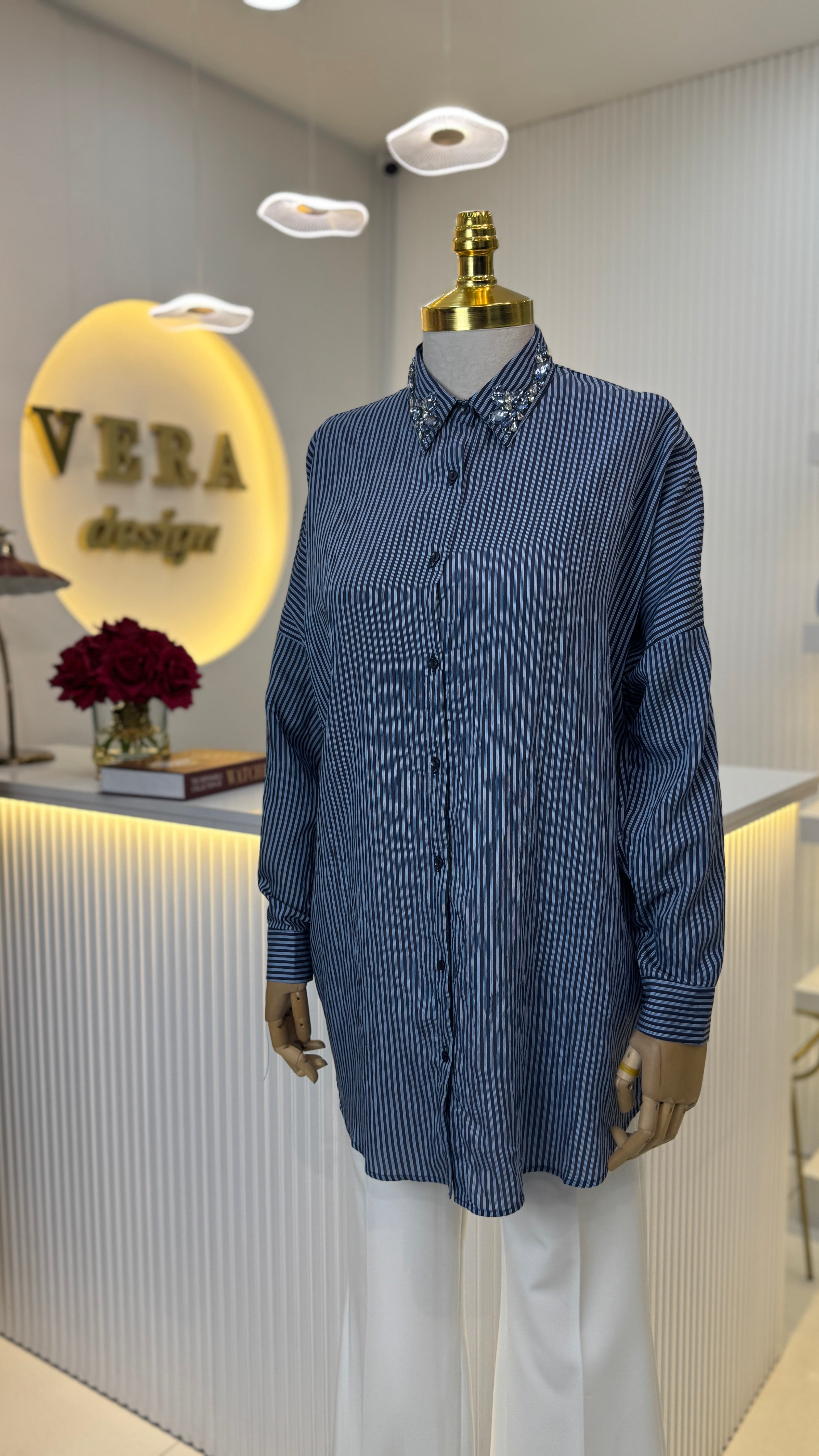 Çizgili İşleme Detay Gömlek