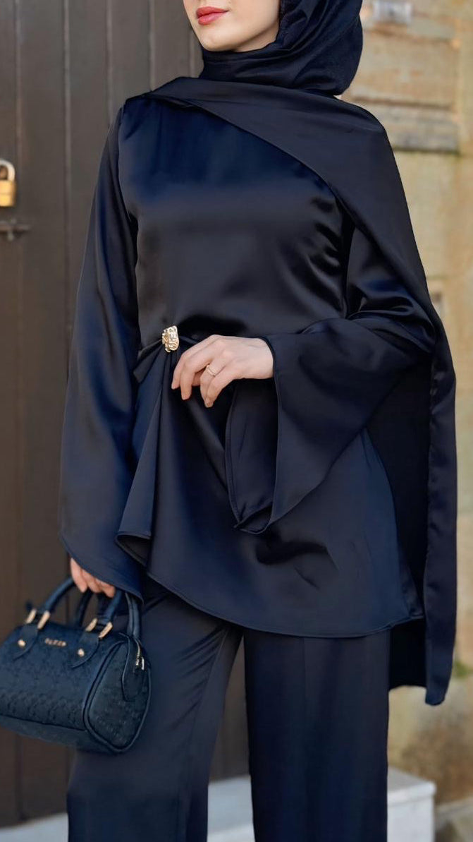 Pelerinli Saten Takım