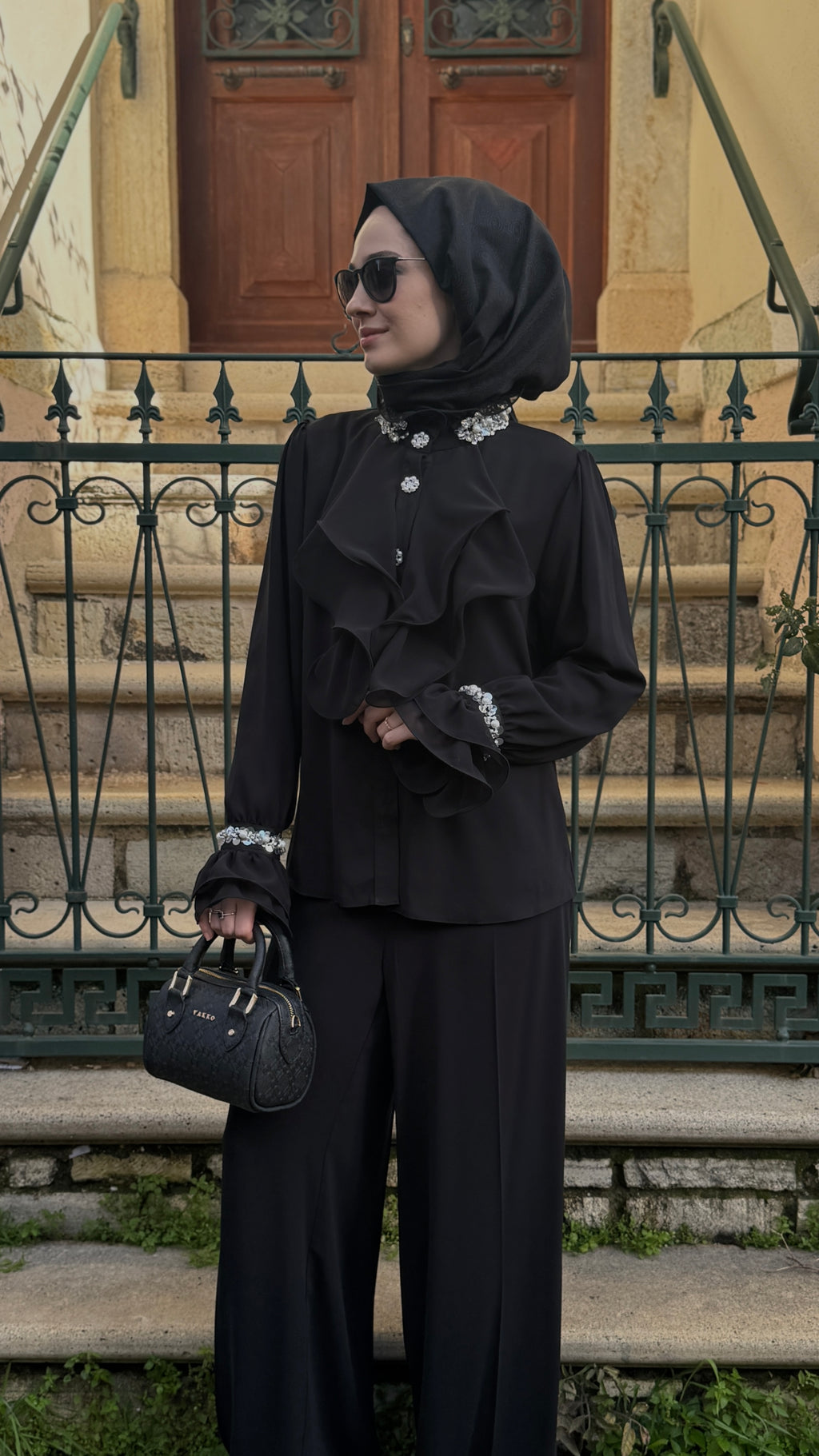 Volan detay İnci Takım