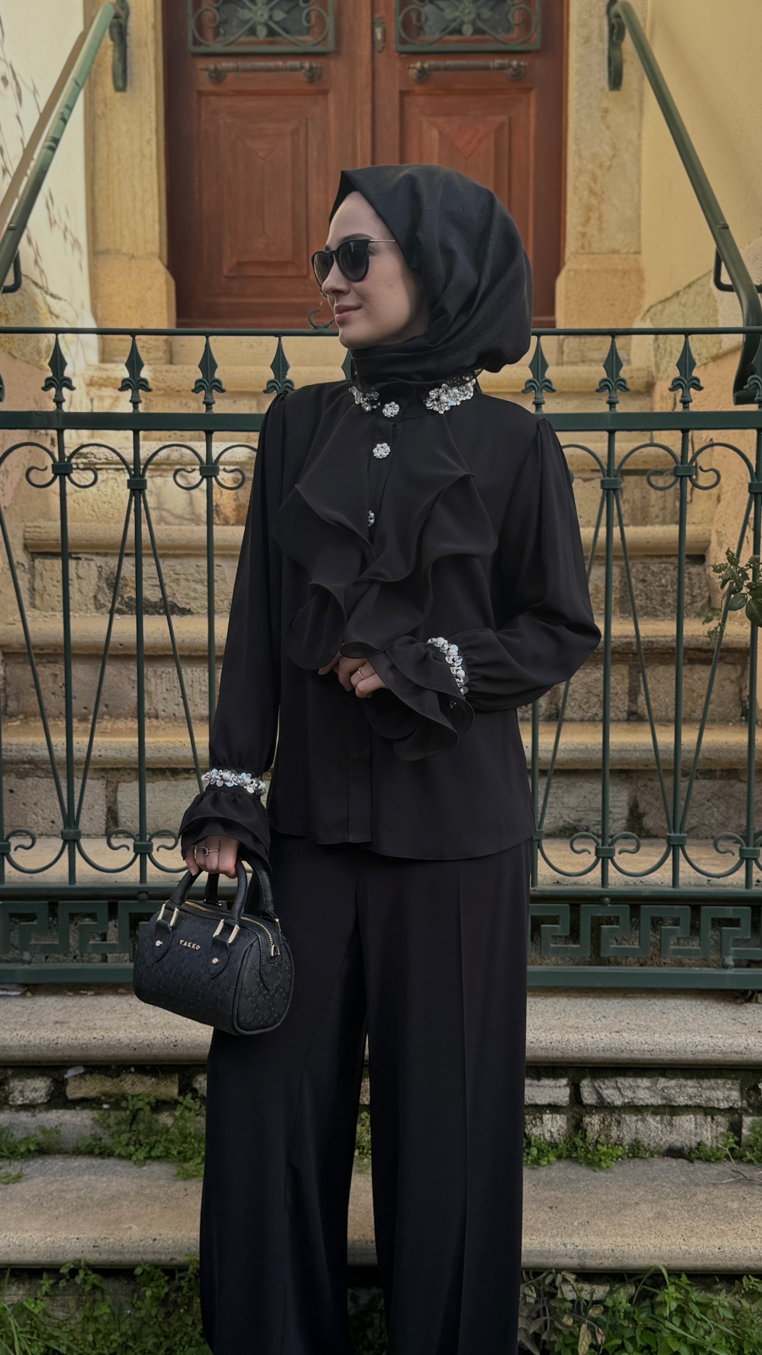 Volan detay İnci Takım