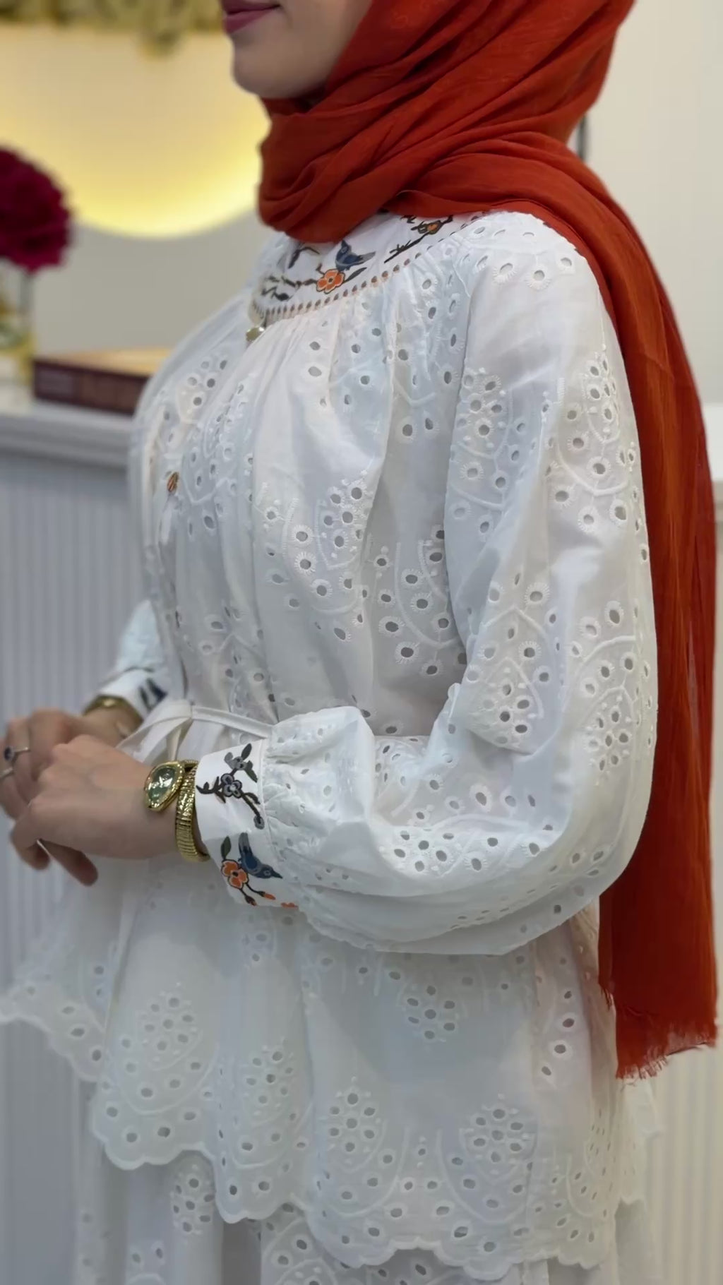 Nakış Detay Etekli Takım